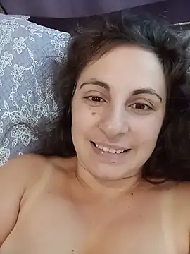 ShelaDiass' Live XXX Chat