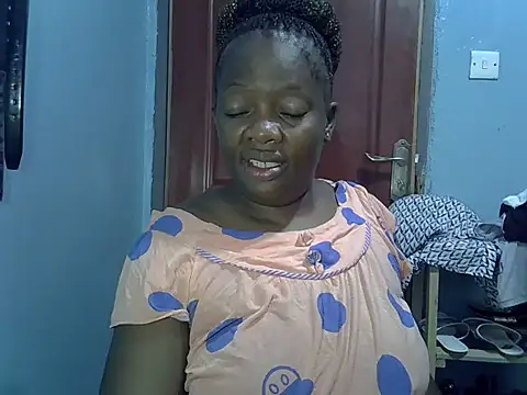 Chat +18 de Ebonyceline ao vivo