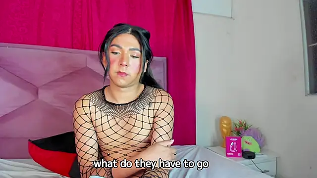 XXX chat uživo modela Hopemoretti