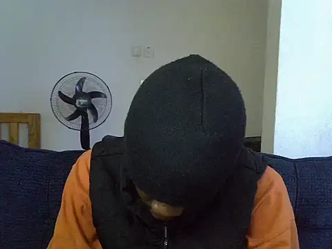 Thee_Biggest 在線直播表演