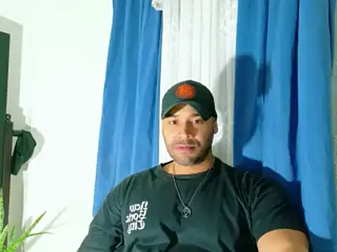 Czat XXX na żywo – musclehetero