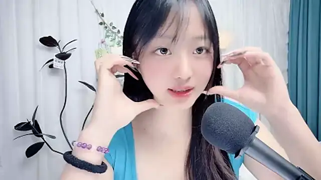 Winnie666999 Chat XXX in diretta