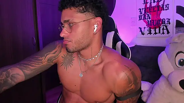 Alessandro_Vanni 现场XXX聊天