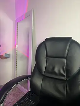Penny_7 Live XXX Chat