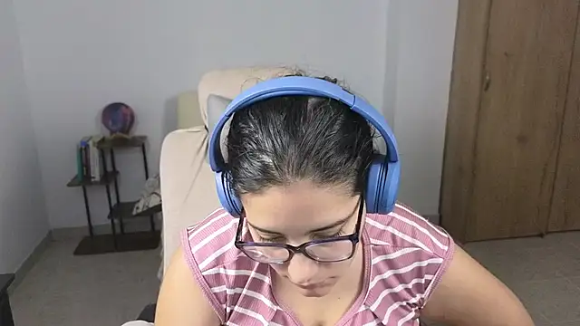 Chat +18 de blue__moon_ ao vivo
