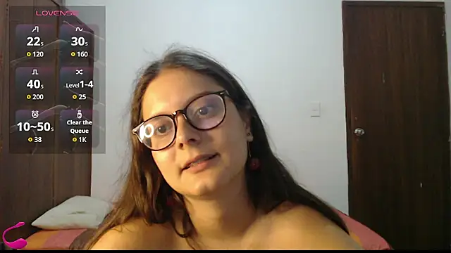 Živý XXX chat MadieeLorez