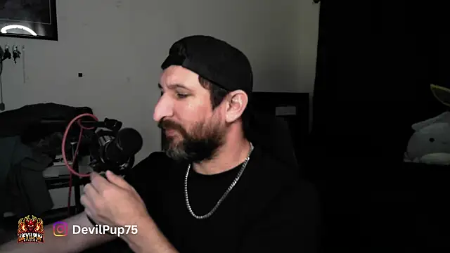 Czat XXX na żywo – DevilPup75_