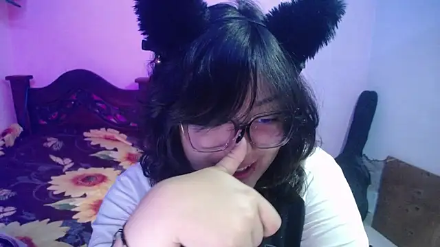 MiyuuChuu live XXX chat