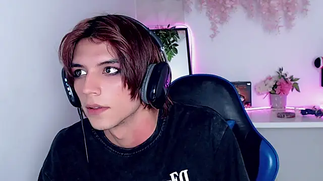 oli_dusk's Live XXX Chat