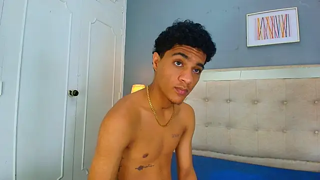 _Thiago12 – Naživo XXX chat