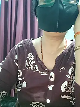 Živý XXX chat Aishwaryaa_69