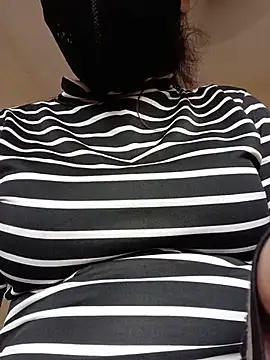 Divya3107 现场XXX聊天