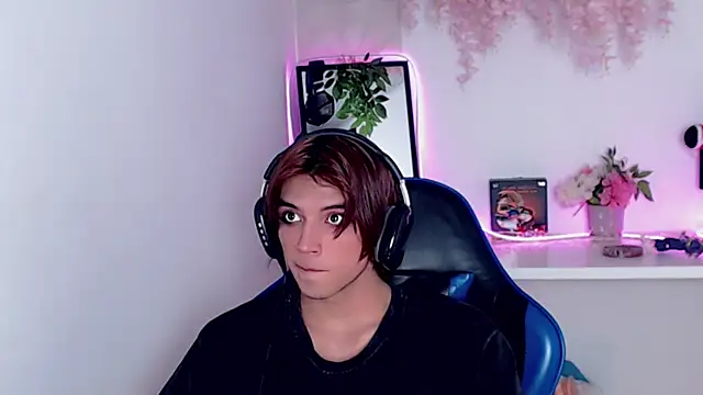 oli_dusk live XXX chat