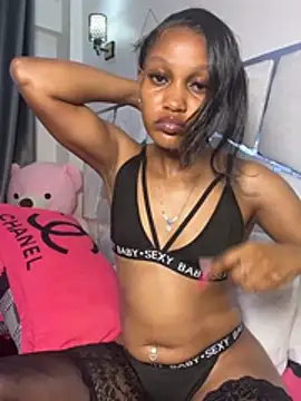 צ'אט XXX בשידור חי של Sexxyronn