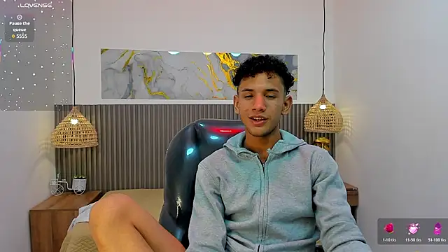Онлайн чат XXX JDWhite18