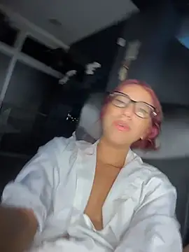 LacyLureXXX's Live XXX Chat