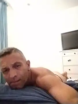 ilmisteroneragazzato – webcam-show