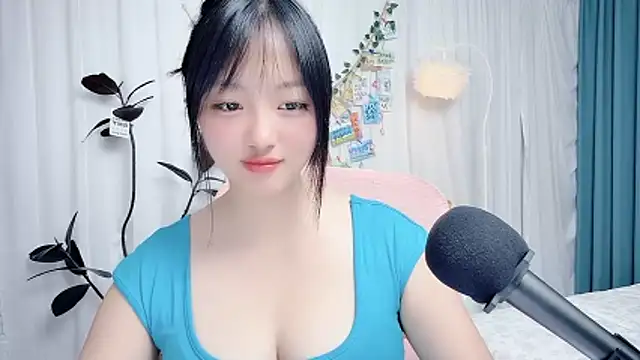 Chatroom XXX en direct de Winnie666999