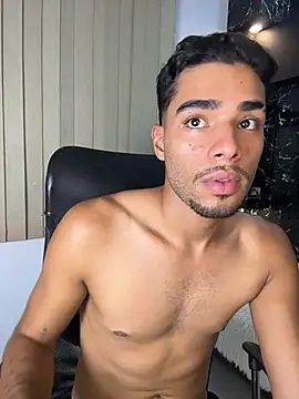 Alejandro_Greco Chat XXX live