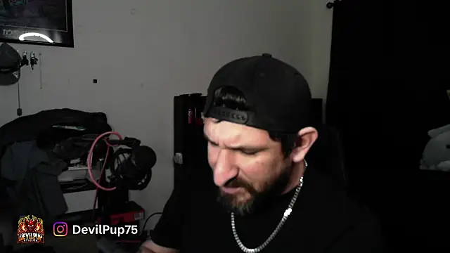 Chat XXX en directo de DevilPup75_