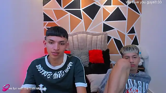 Juan_Nd_Steven Adlı Modelin Canlı XXX Sohbeti