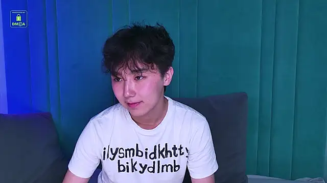 Chat XXX en directo de HeejinWang