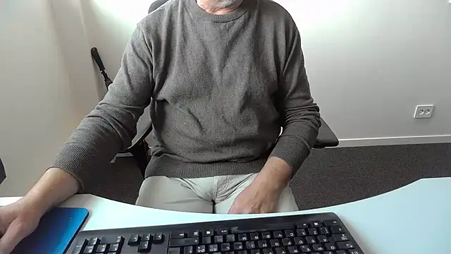 Buggemann Live XXX Chat