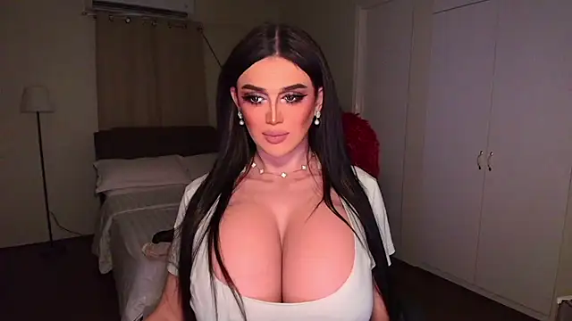 AnneHartx Adlı Modelin Canlı XXX Sohbeti