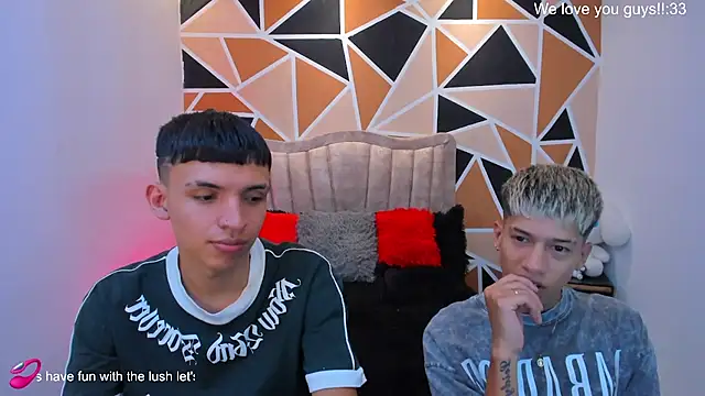 Juan_Nd_Steven – Live XXX-chat