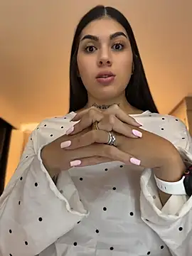 Sarasanders_4's Live XXX Chat