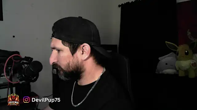 Chat +18 de DevilPup75_ ao vivo
