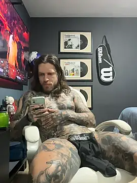 ThomasHells live XXX chat