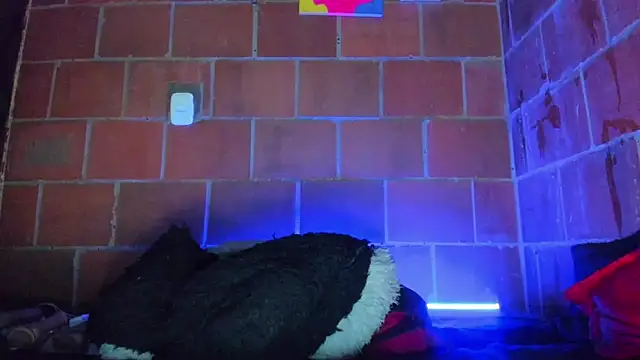 Živý XXX chat Cata-angel