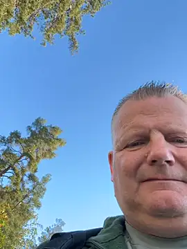The_Oldbull – Live XXX-chat