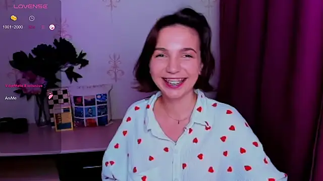 Živý XXX chat KindHazelHere_