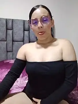 Martinarizzy's Live XXX Chat