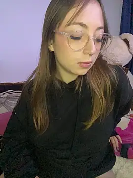Živý XXX chat Caamii_