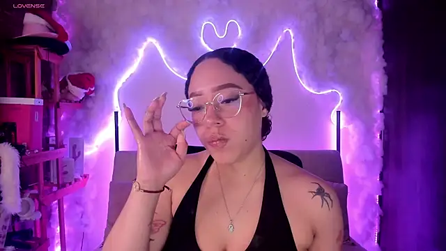 XXX chat uživo modela liz_martins1
