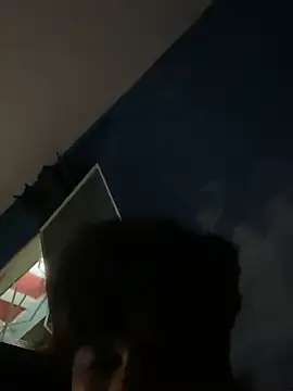 VnLuff live XXX chat