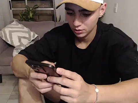 XXX chat uživo modela Canelo_444