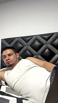 Chatroom XXX en direct de Rick_Adams