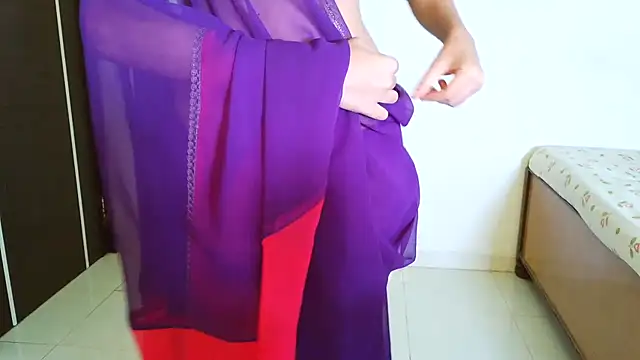gargi_33 Adlı Modelin Canlı XXX Sohbeti