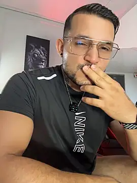 Czat XXX na żywo – Marco_Vega