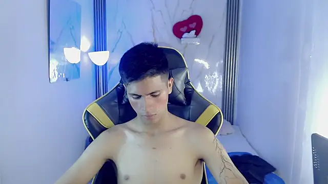 Ascii_one live XXX chat