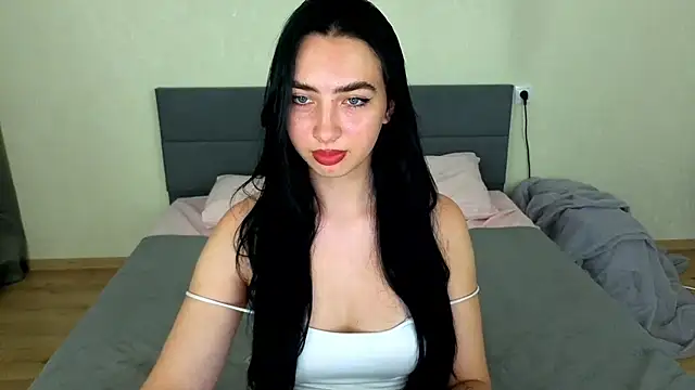 XXX chat uživo modela WildKittenX_