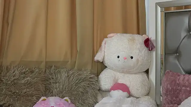 LunaHart XXX чат на живо