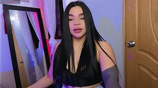 Chatroom XXX en direct de Veronica_111
