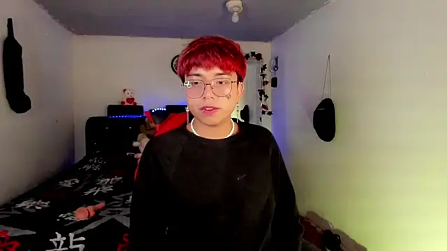AnggelONfiree Adlı Modelin Canlı XXX Sohbeti