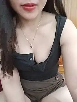Miu_girl1 Adlı Modelin Canlı XXX Sohbeti