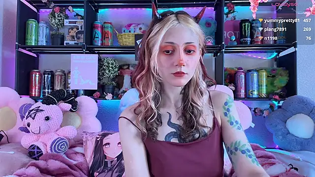 צ'אט XXX בשידור חי של _Devill_Baby